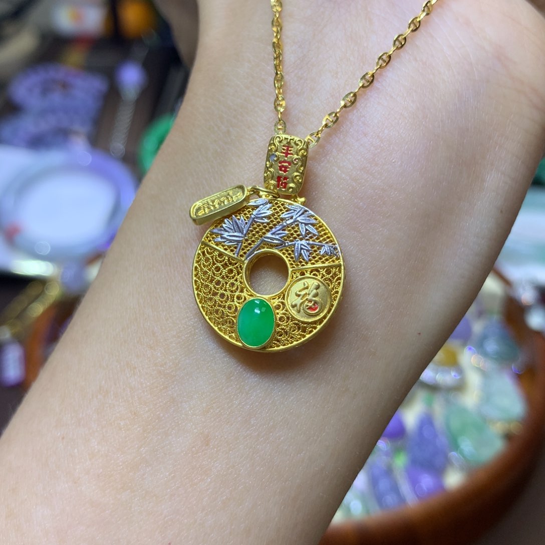 【闪购商品】翡翠颈饰18K金镶嵌翡翠