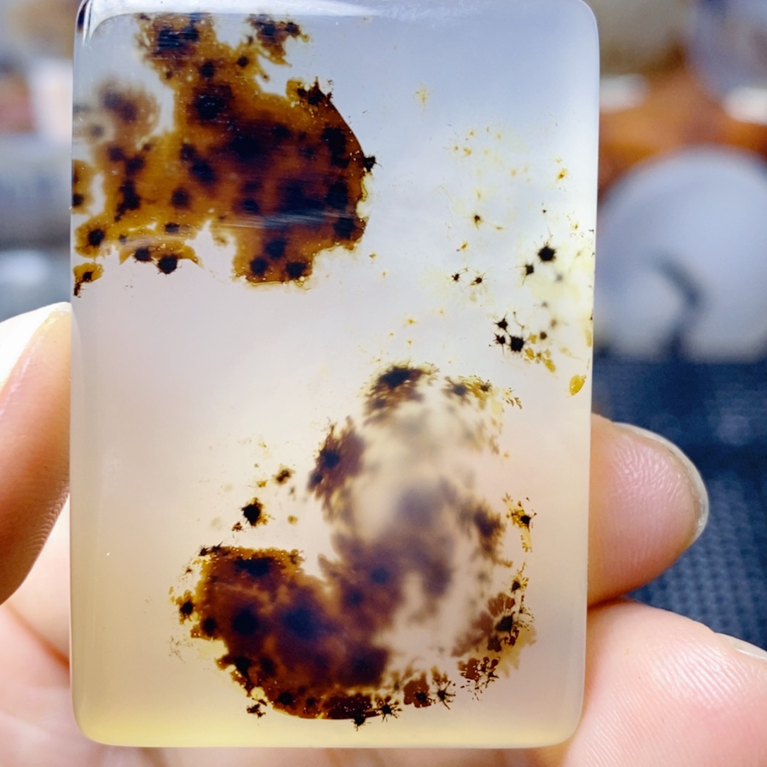 玛瑙/玉髓未镶嵌珠宝奇石