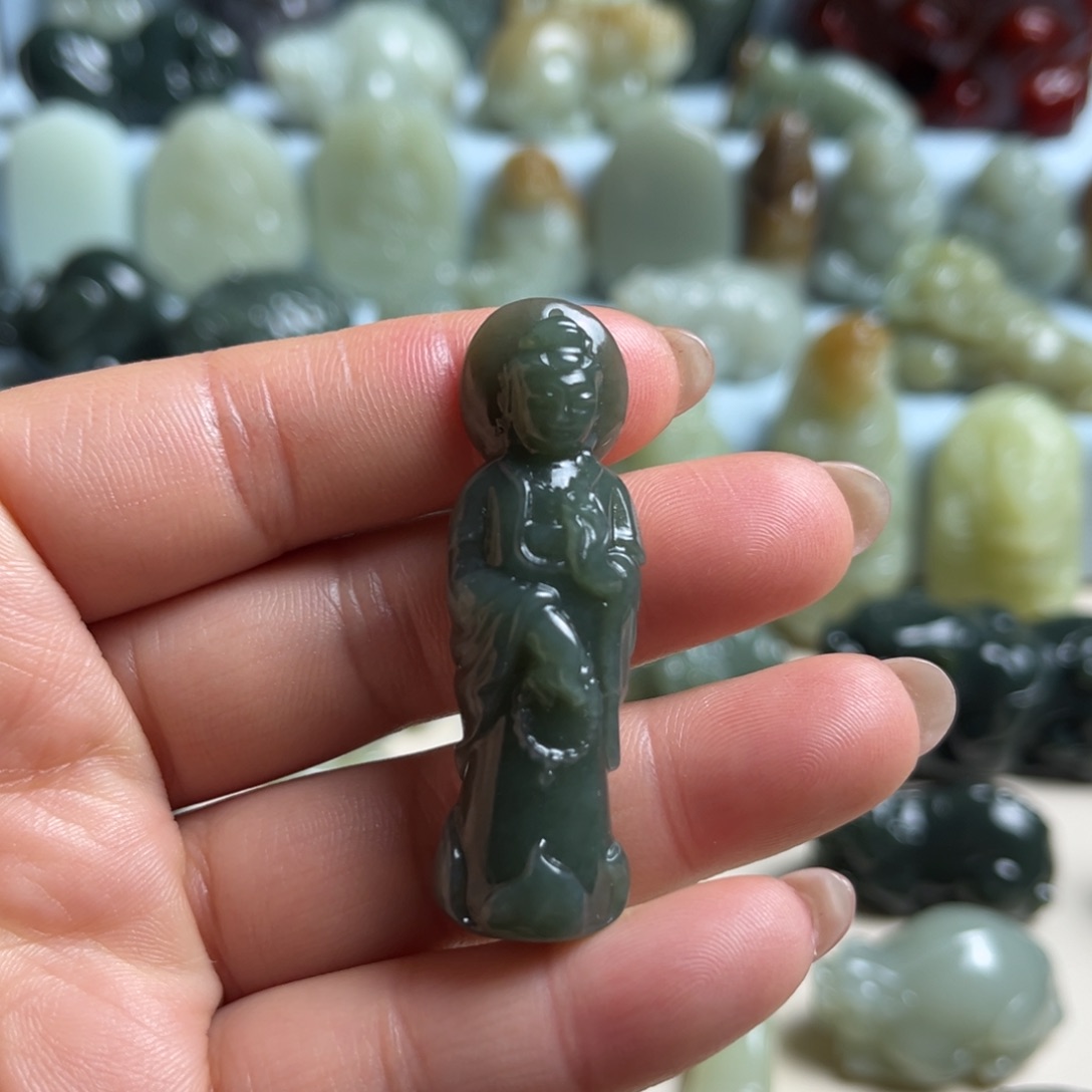 和田玉未镶嵌挂件