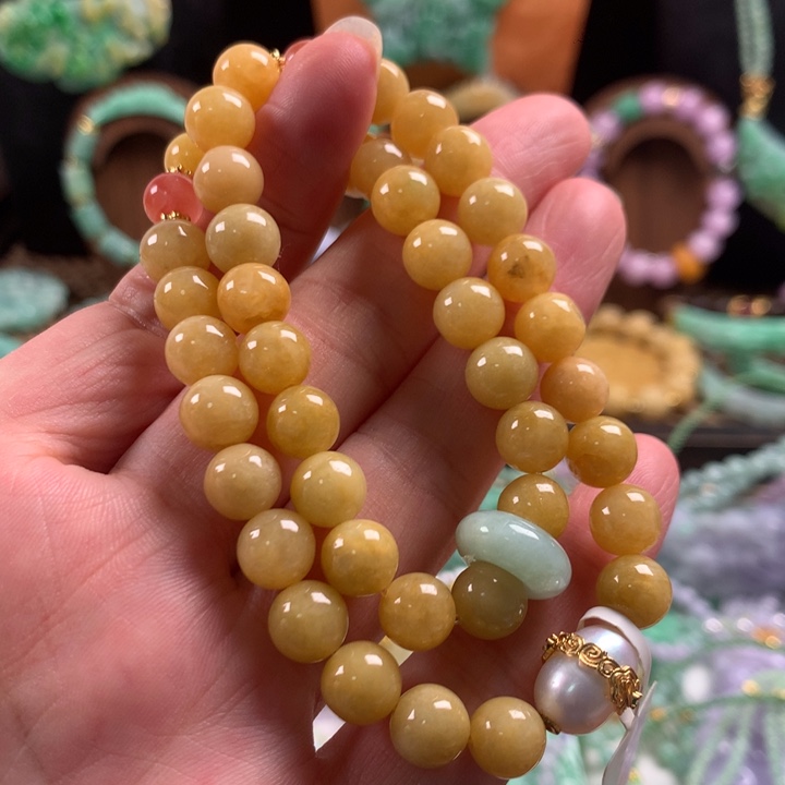 翡翠未镶嵌颈饰吊坠