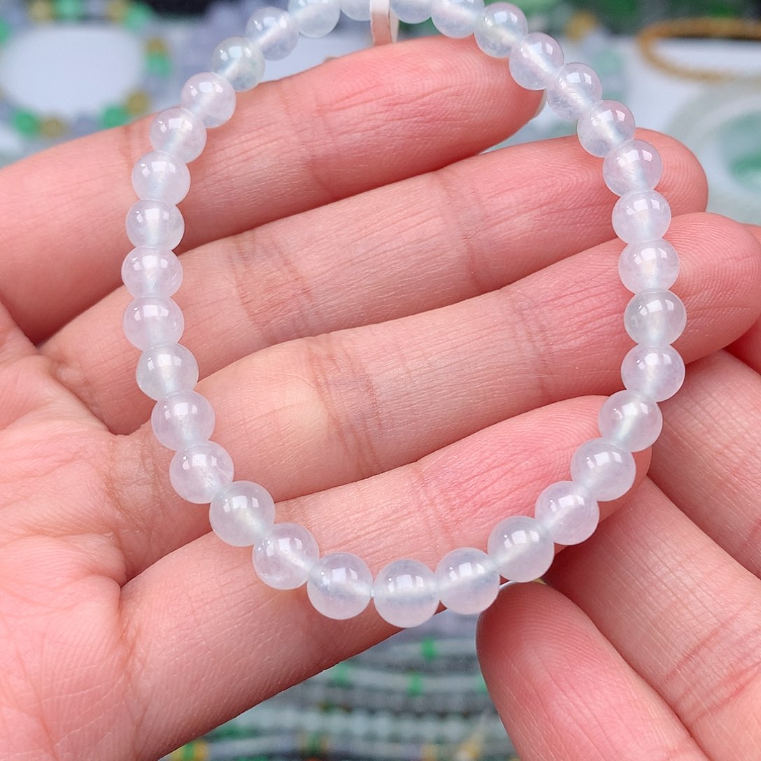 翡翠手链未镶嵌翡翠