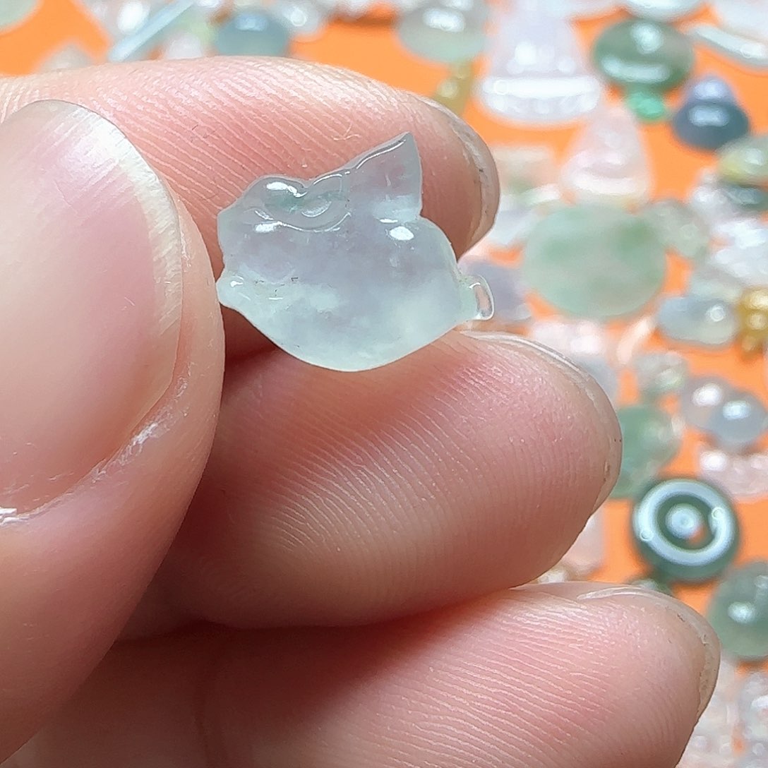 定制翡翠未镶嵌翡翠