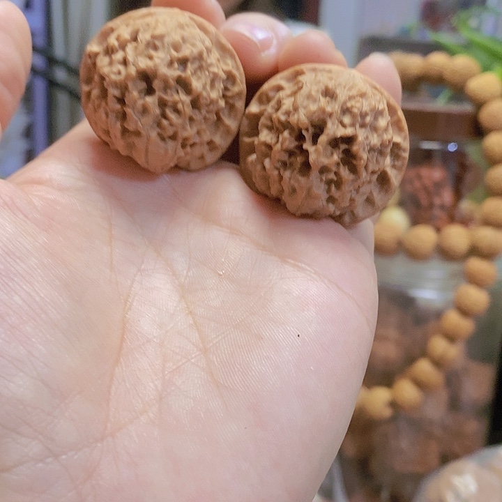 【闪购商品】文玩核桃把件36金锭元宝