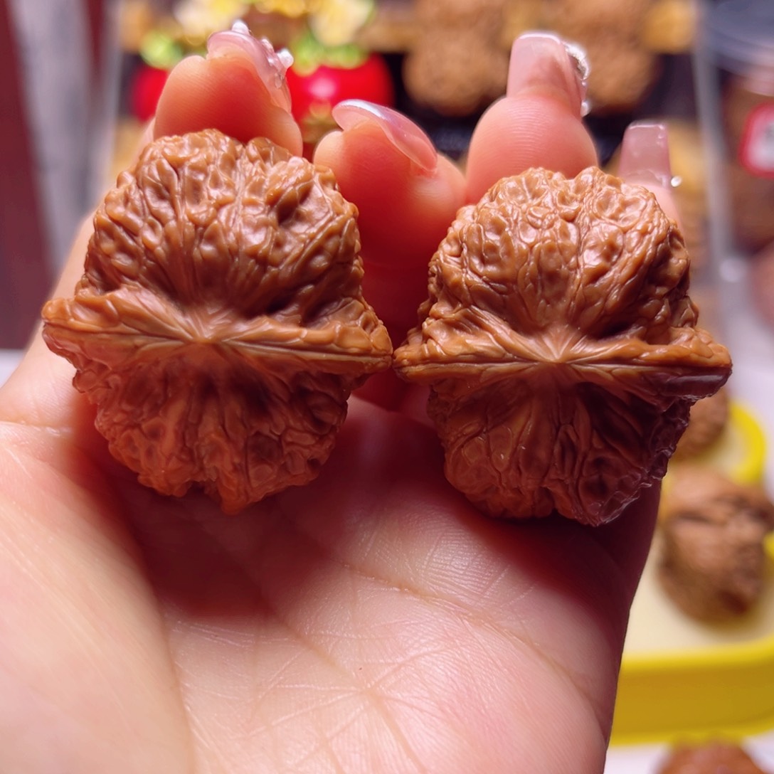 文玩核桃吊坠36尺大肚血麒麟福利款