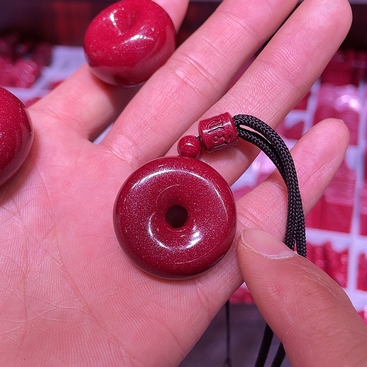 天然辰砂3厘米平安扣厚1厘米