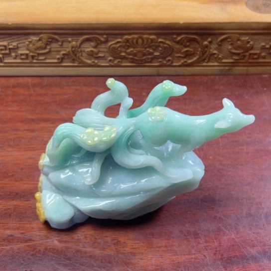 翡翠摆件未镶嵌翡翠