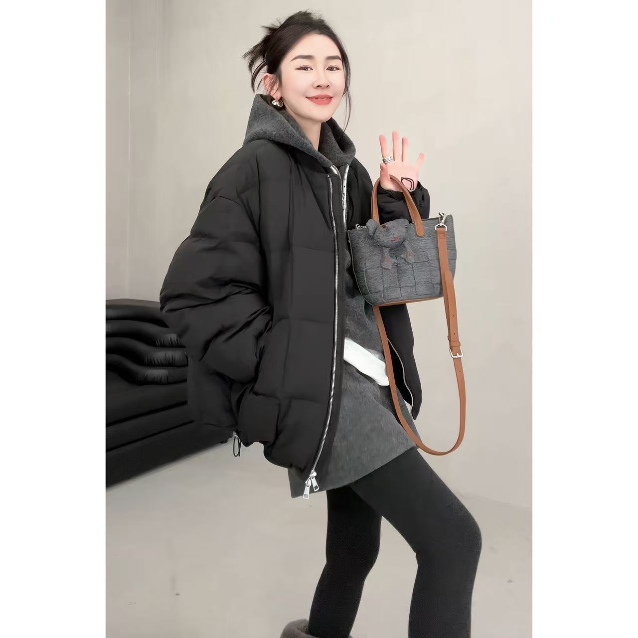 玖了个玖 2025冬款 极简百搭棒球服款式双拉链羽绒服 2511C7922