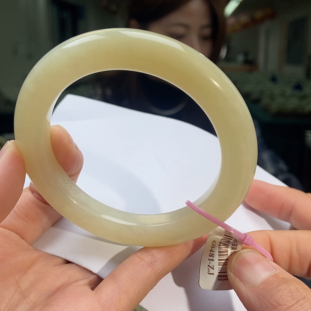 和田玉手镯未镶嵌60