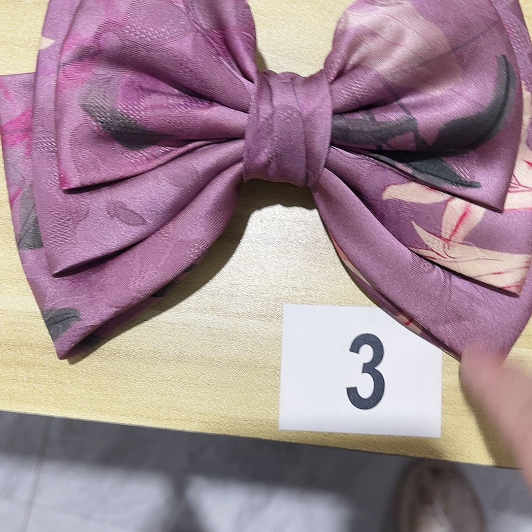 小***灵皮质铁合金蝴蝶结发夹