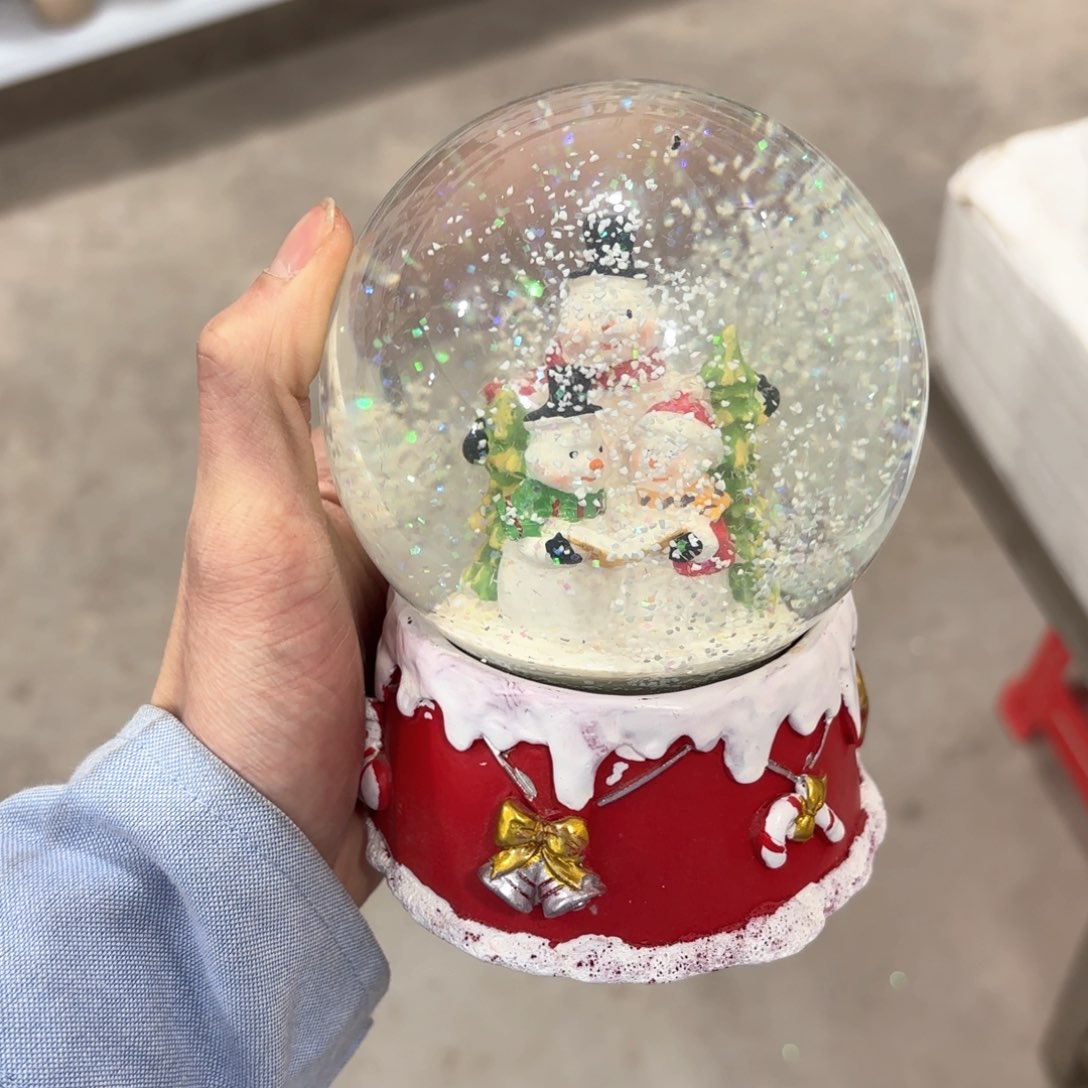 瓷片祝大家新的一年顺风顺水