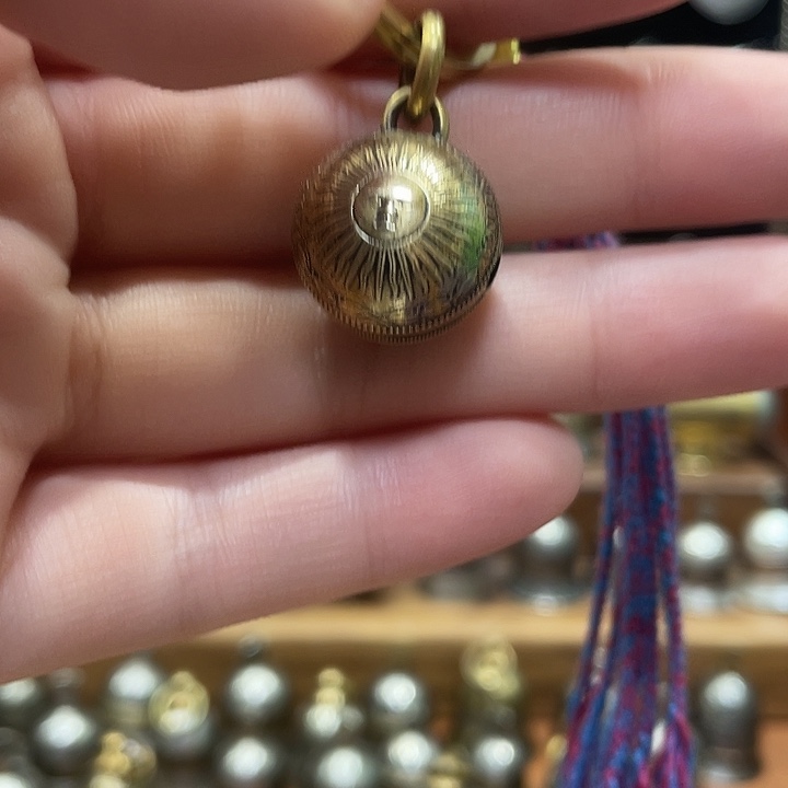 太阳神铃铛正品。 