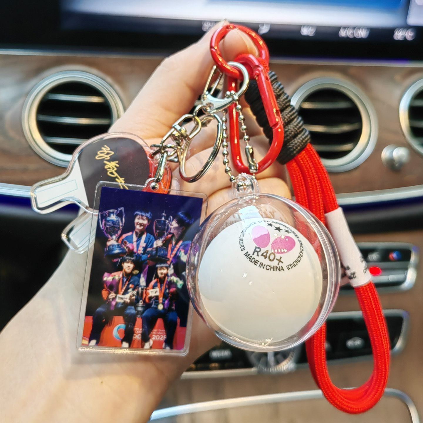 多哈冠军孙颖莎王楚钦莎头组合照片乒乓球钥匙扣挂件饰品背包配件