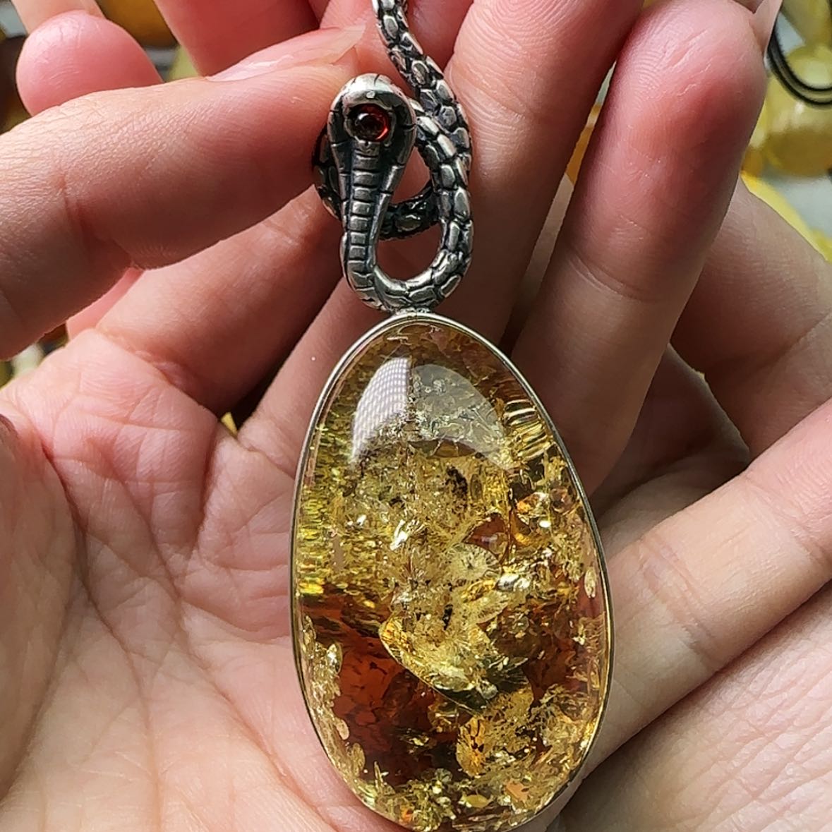 【闪购商品】琥珀颈饰未镶嵌吊坠