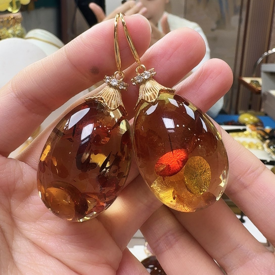 琥珀未镶嵌颈饰耳坠
