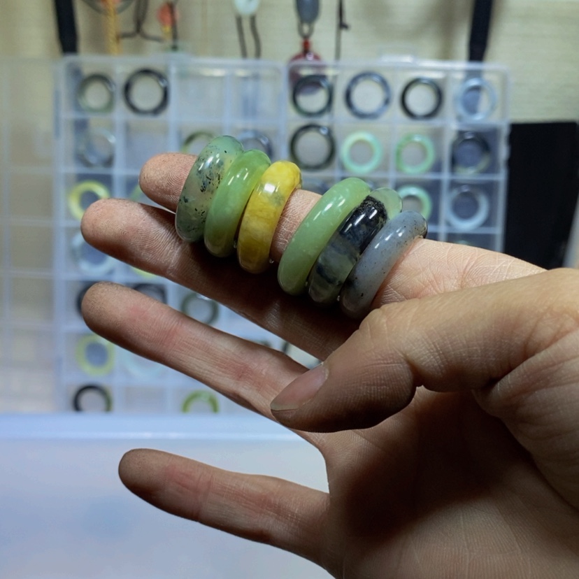 【闪购商品】蛇纹石玉其他合金路*126