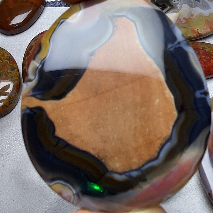 玛瑙/玉髓未镶嵌宣化战国红玛瑙