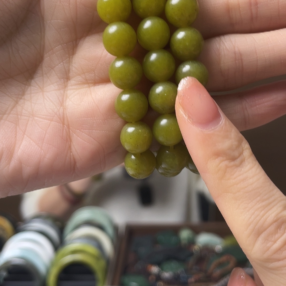 和田玉（糖玉）未镶嵌颈饰