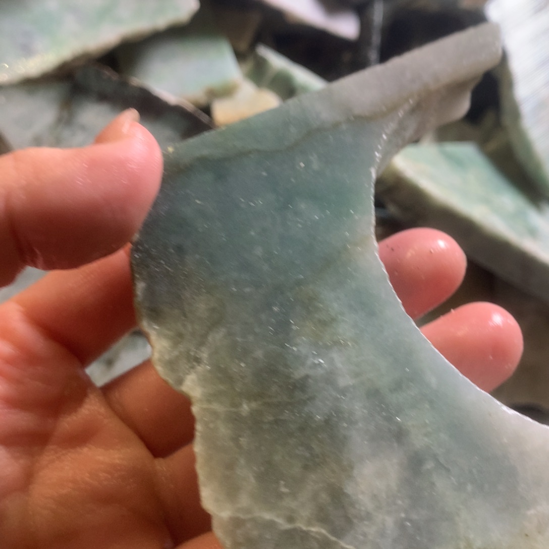 翡翠颈饰未镶嵌缅甸翡翠