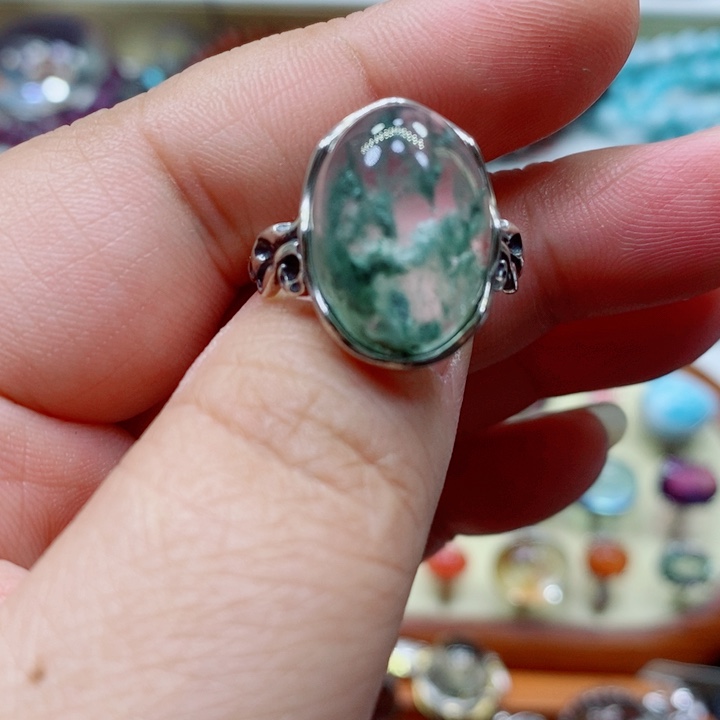 未镶嵌颈饰水晶水晶