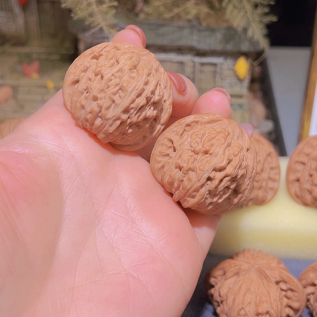 文玩核桃吊坠阿*力汉高楼37