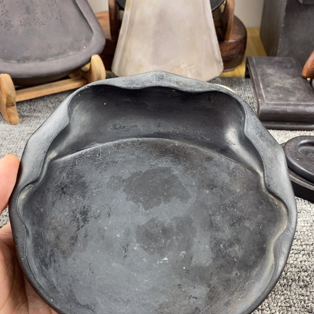 老砚荷叶蝉形歙砚全品