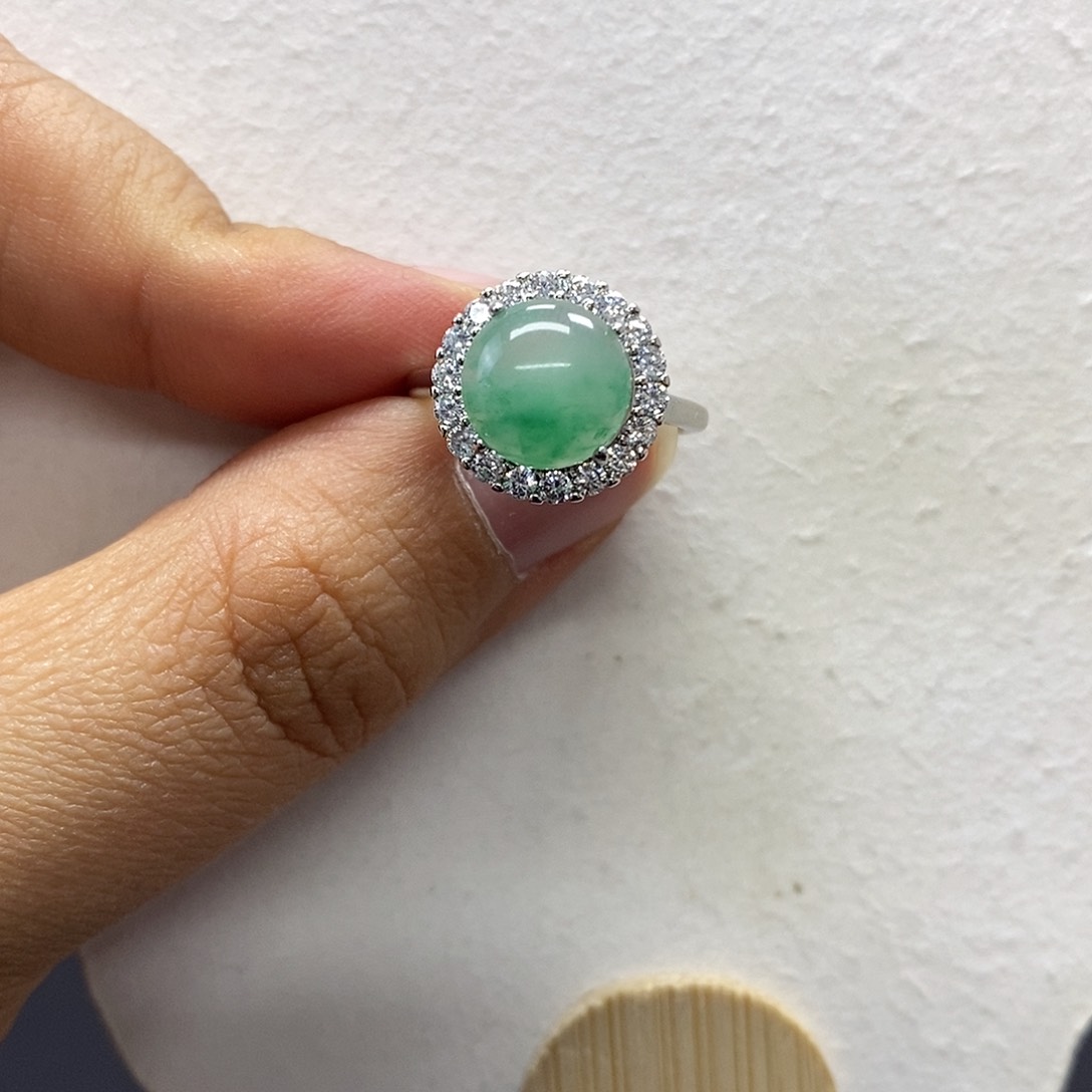 石英质玉戒指合金