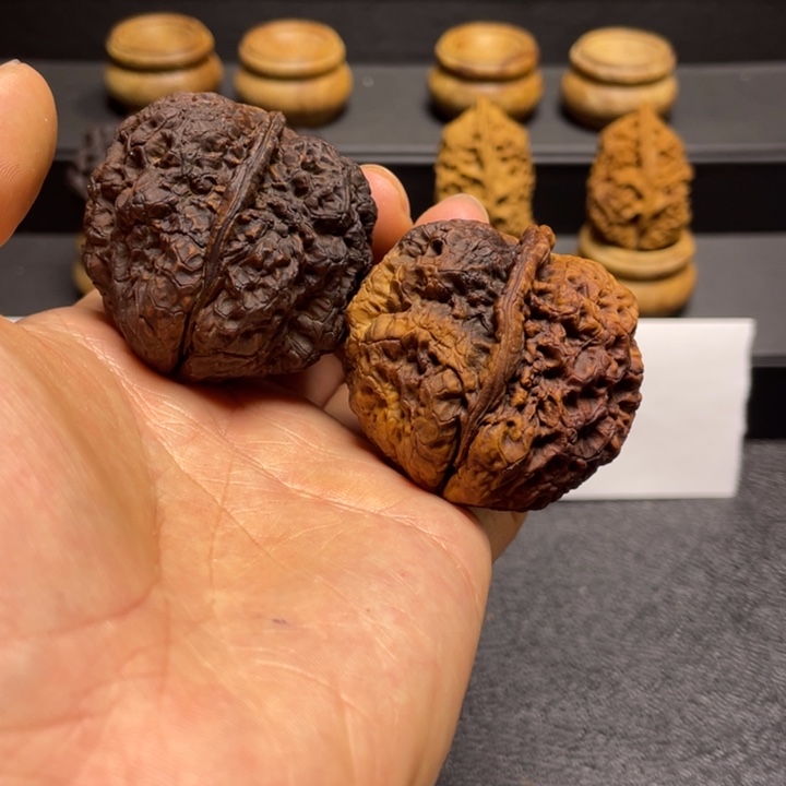 文玩核桃吊坠F金刚44