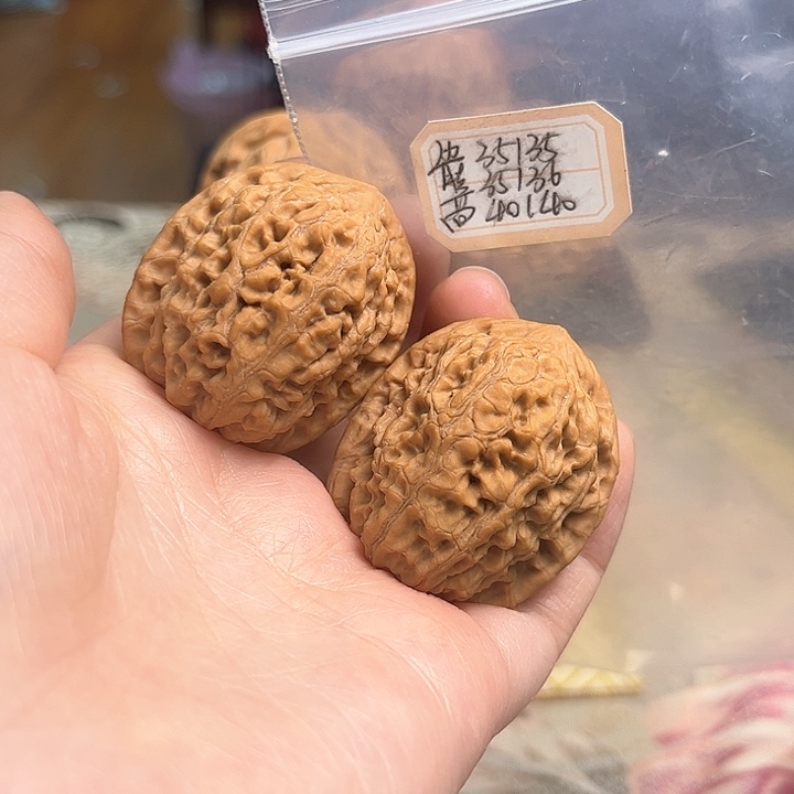 文玩核桃吊坠非嫁接将军榜