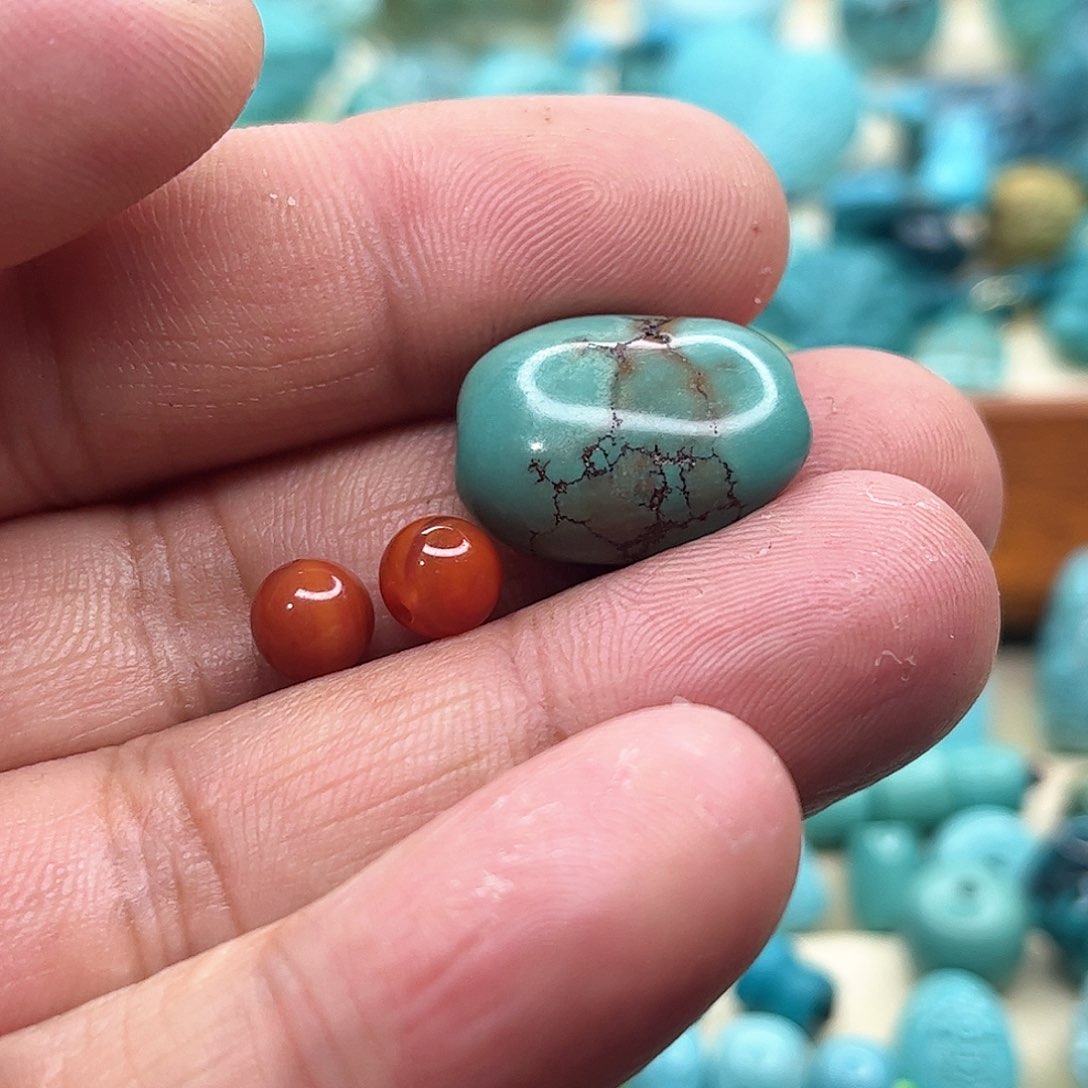 南红玛瑙随形未镶嵌