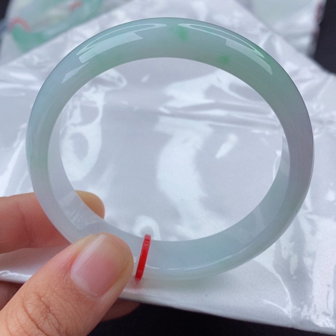 翡翠手镯未镶嵌5455圈