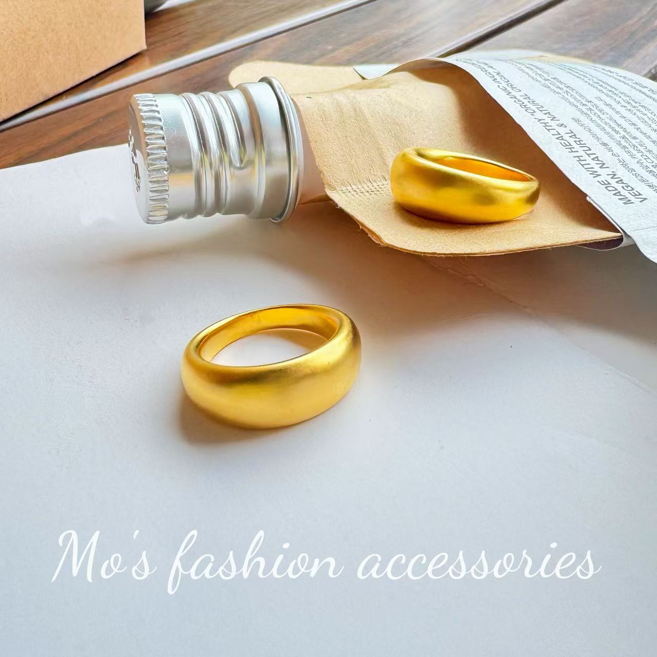 钛钢戒指 简约大气古法哑光磨砂泥鳅背素圈戒指B127