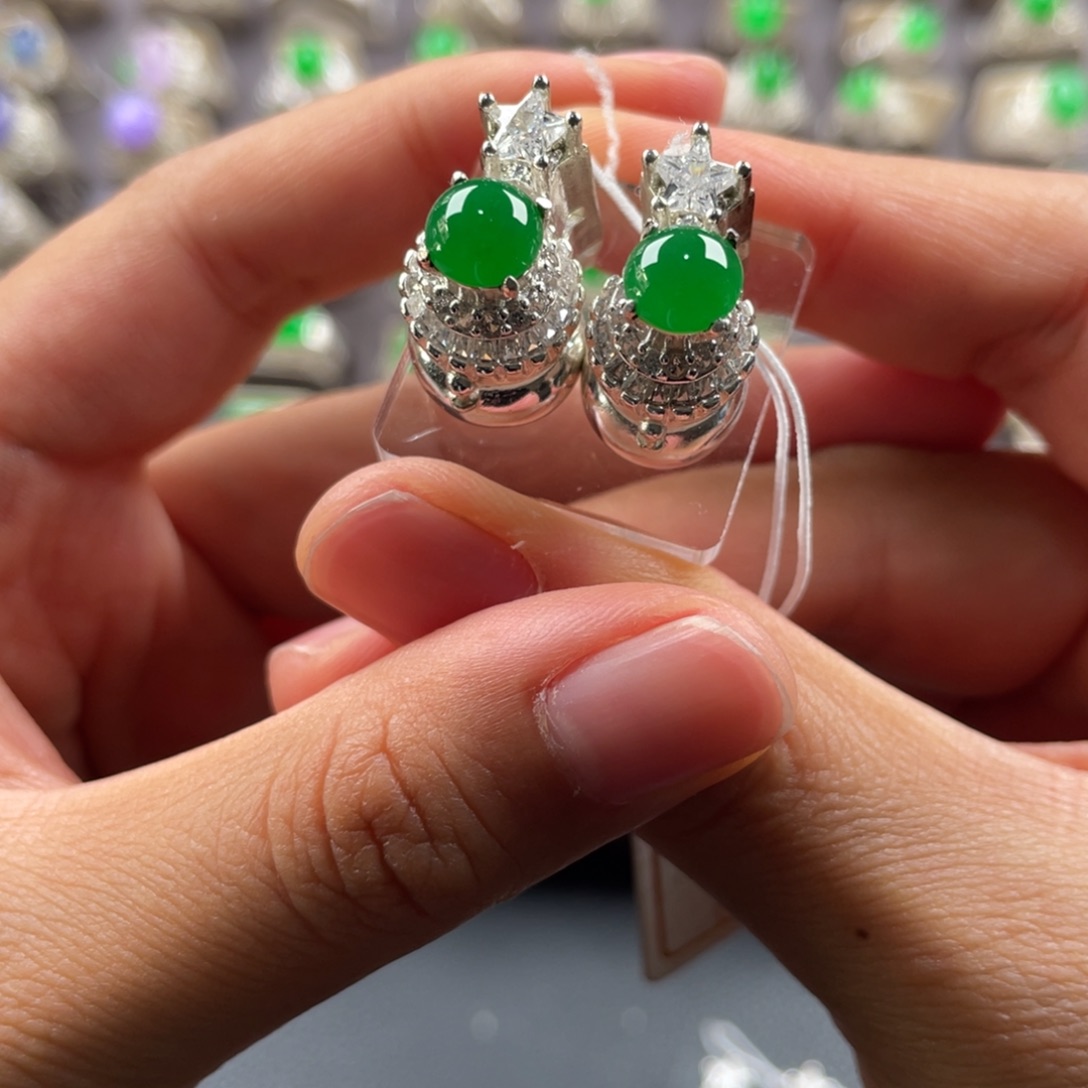 定制翡翠未镶嵌翡翠