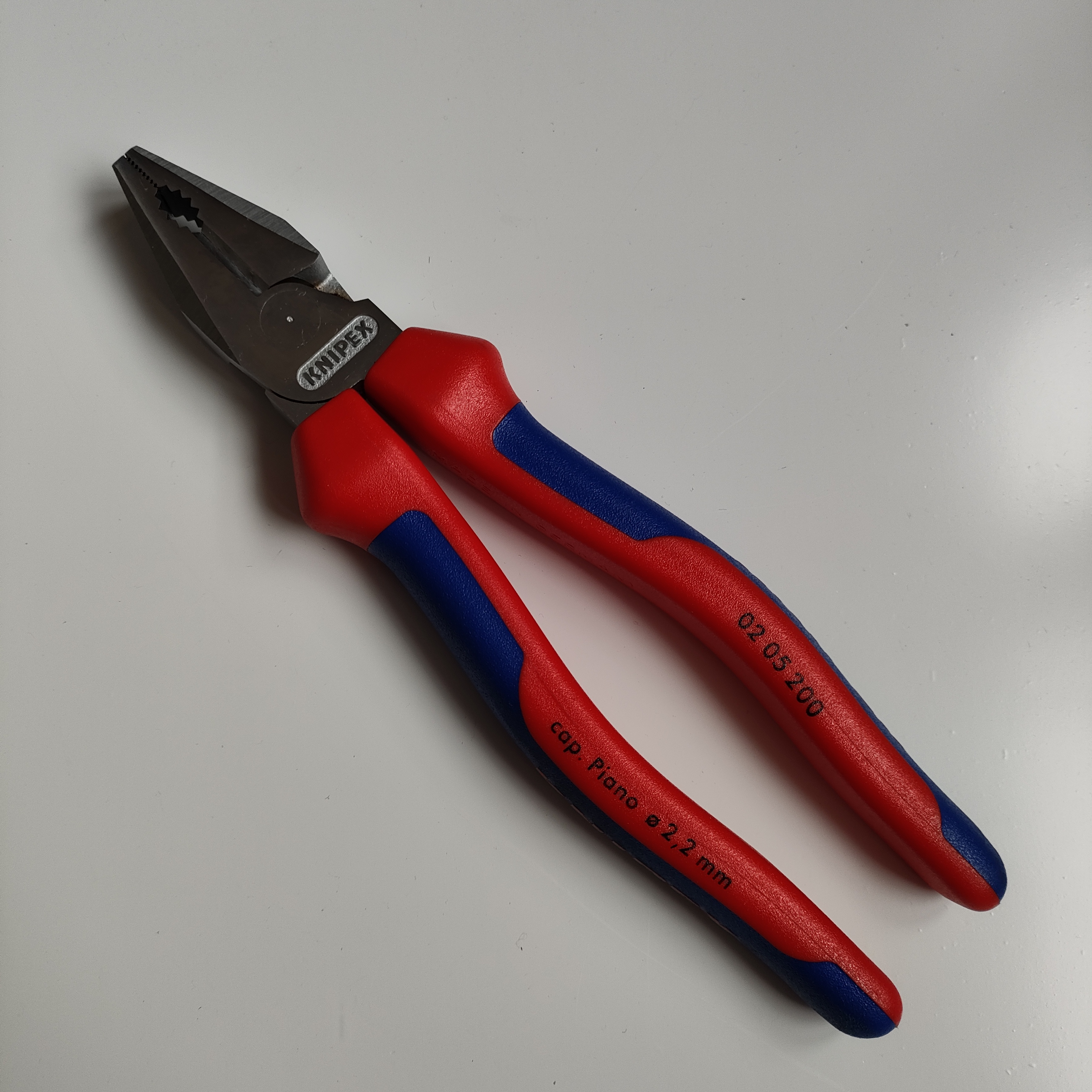 KNIPEX凯尼派克钢丝钳8寸工业级省力钳