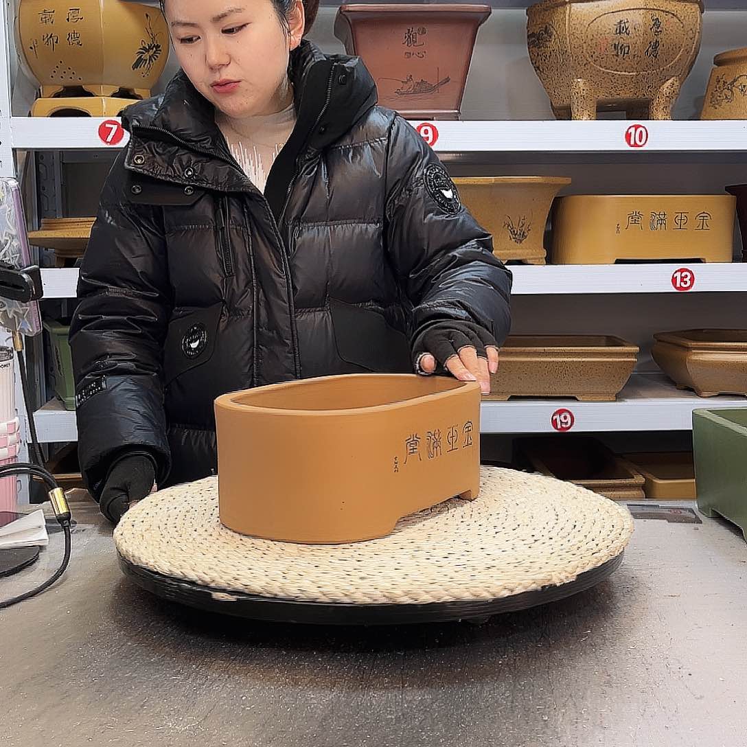 紫砂花盆紫砂花盆