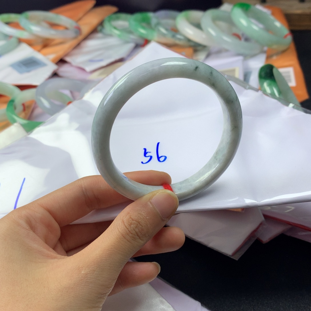 未镶嵌手镯翡翠福利