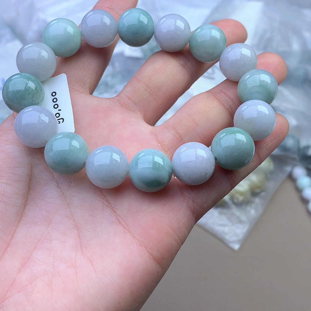 未镶嵌手串搭配定制翡翠