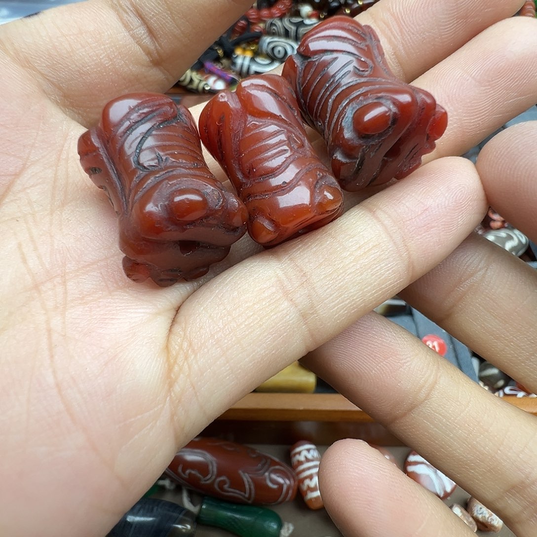 玛瑙/玉髓未镶嵌珠宝半成品