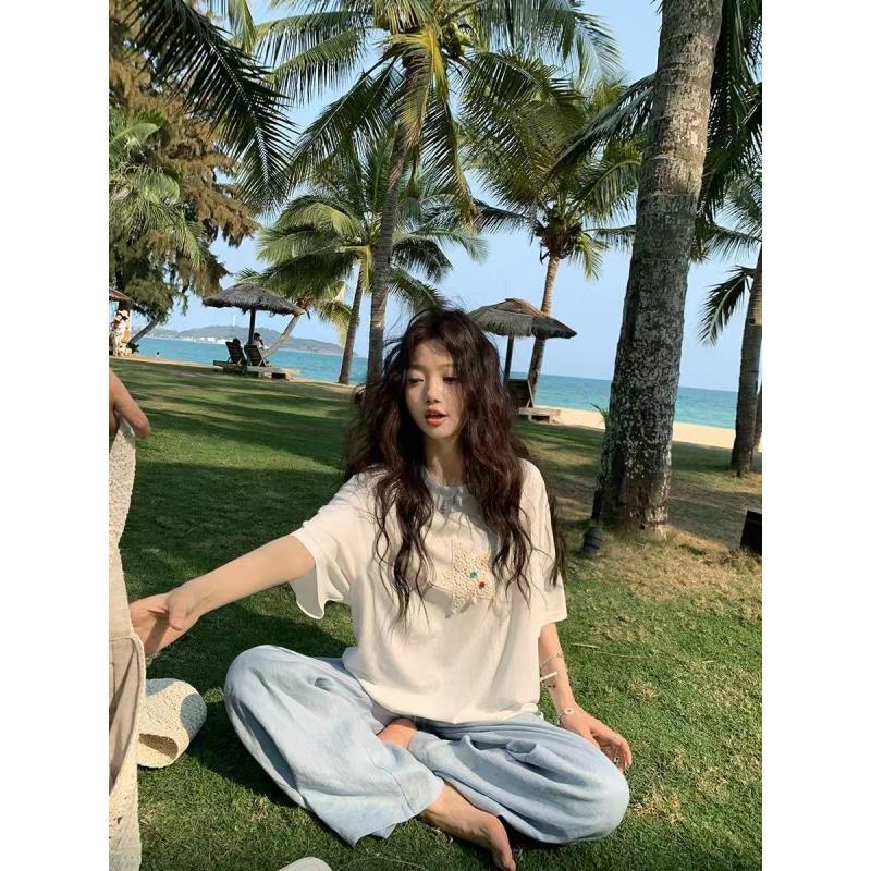 小雅姐姐  韩系蕾丝星星刺绣彩扣甜美休闲上衣IU08