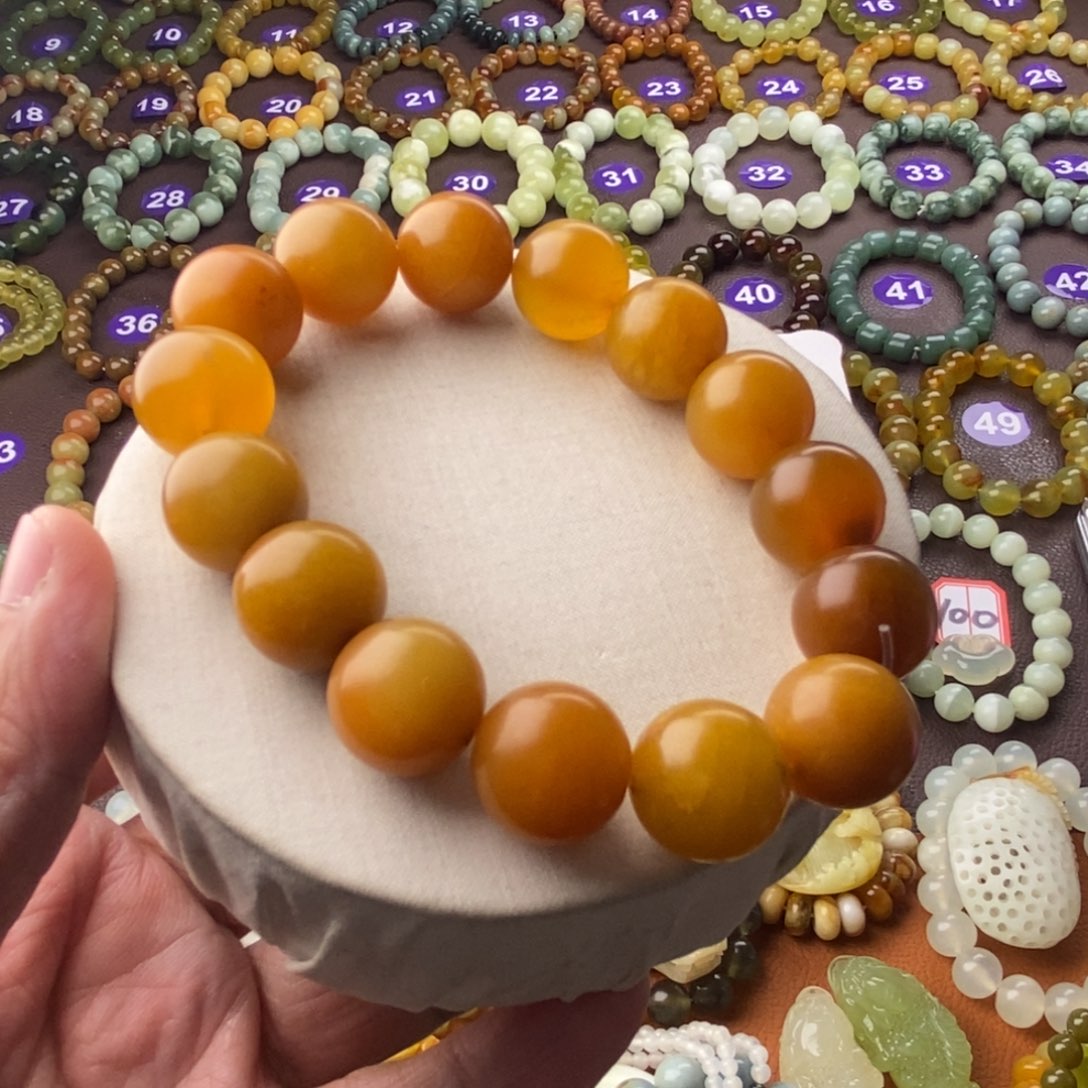 蛇纹石玉手串未镶嵌?****h