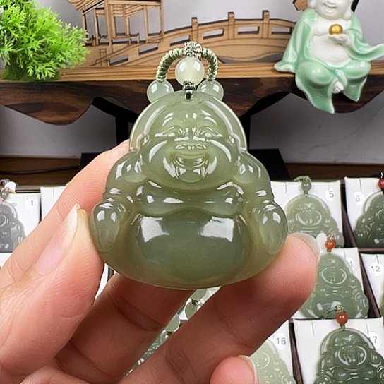 和田玉未镶嵌吊坠(赠链)卡*里