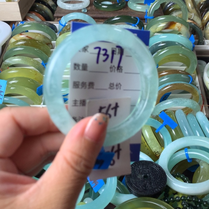 蛇纹石玉未镶嵌手镯7317