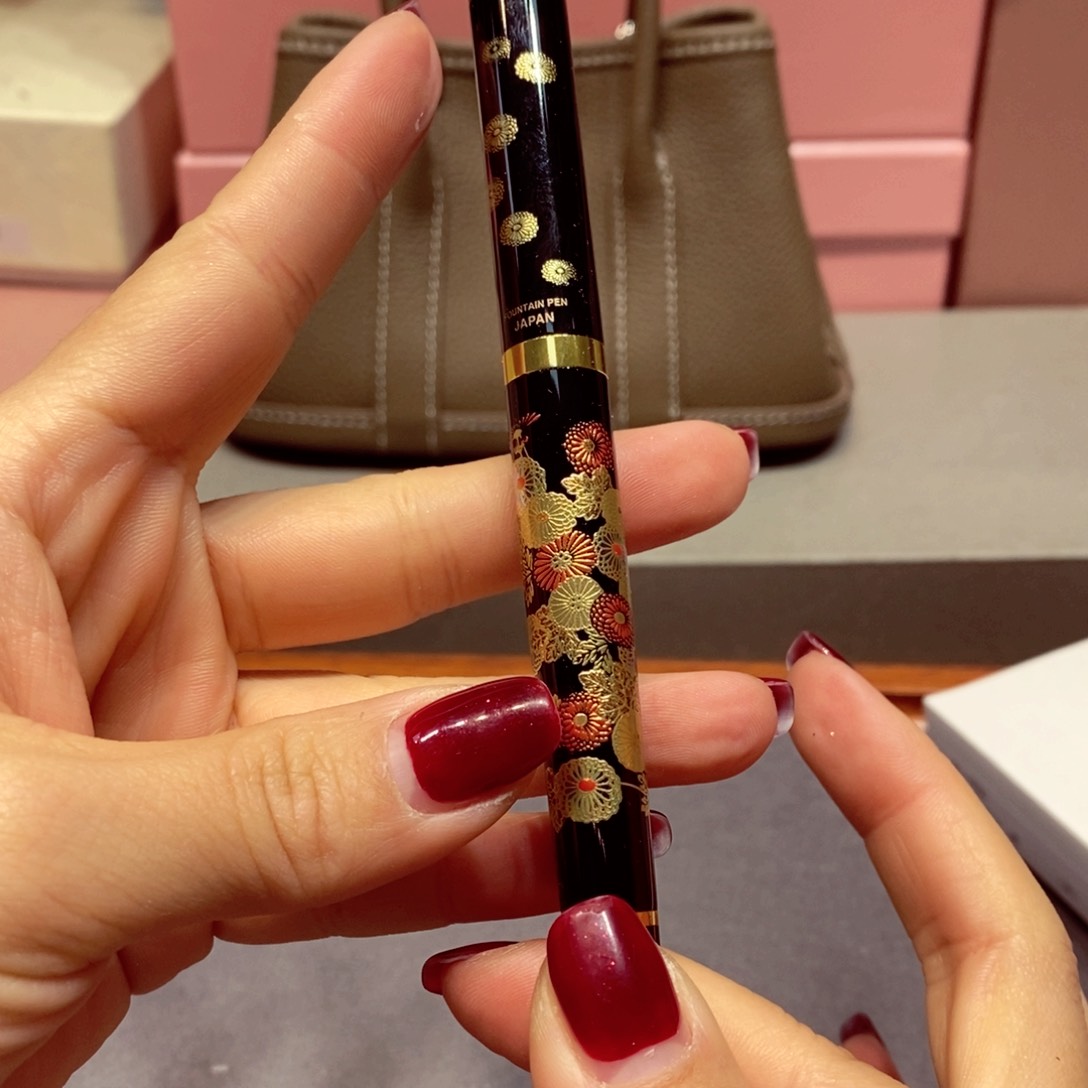 如图所示 观兰器物