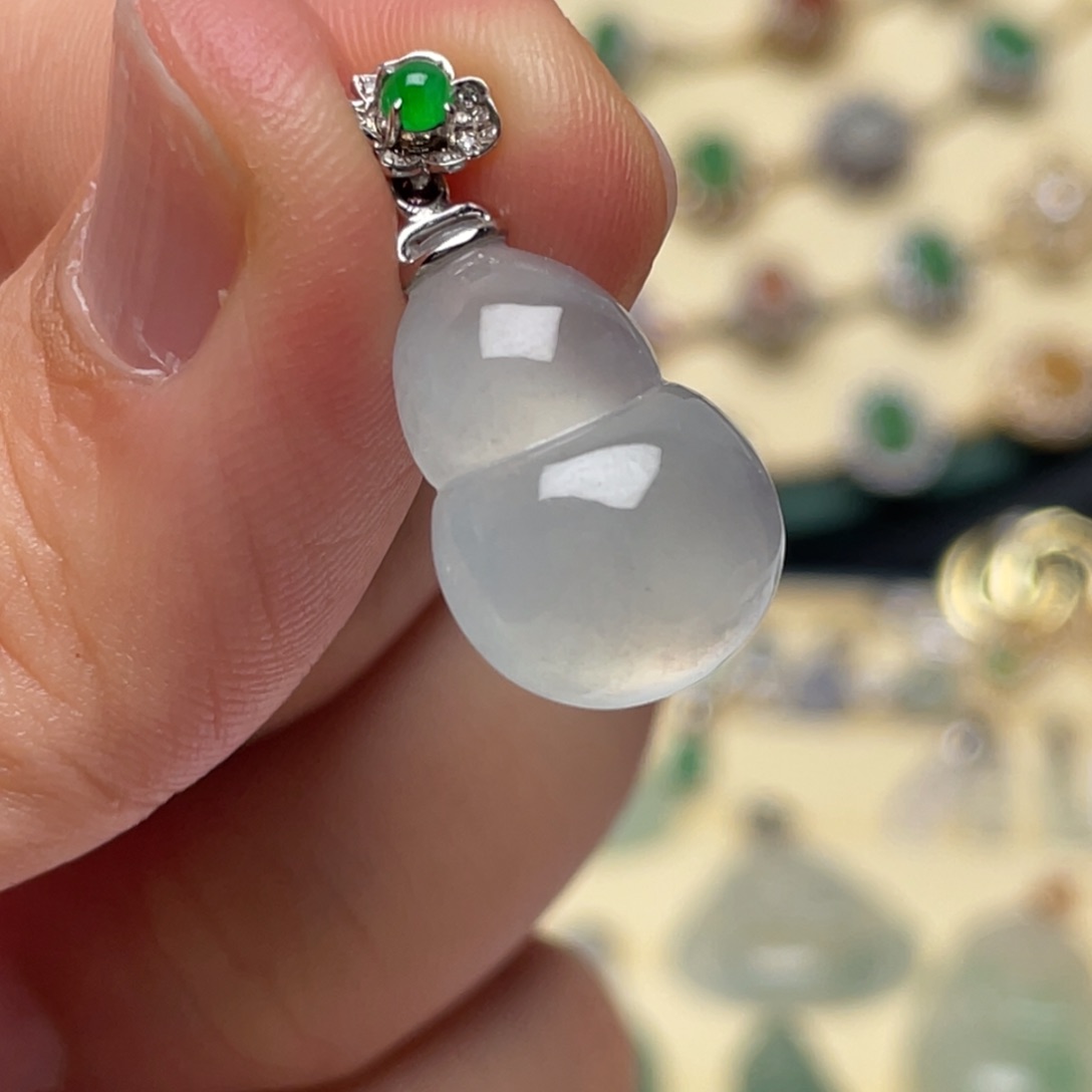 翡翠颈饰18K金镶嵌纯天然缅甸翡翠