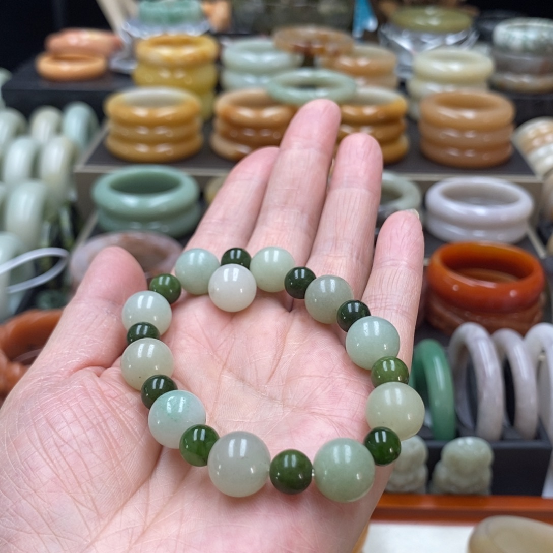 美***园石英质玉未镶嵌手镯