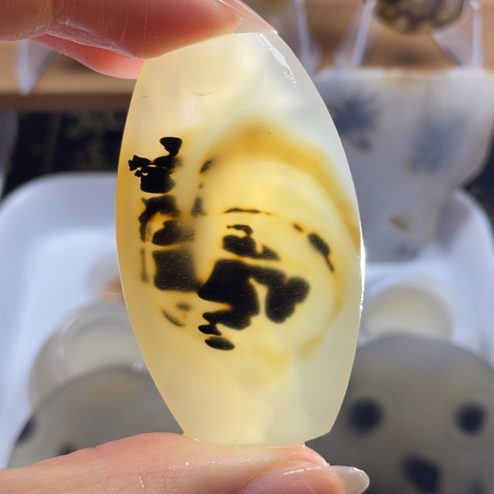 玛瑙/玉髓未镶嵌牌子