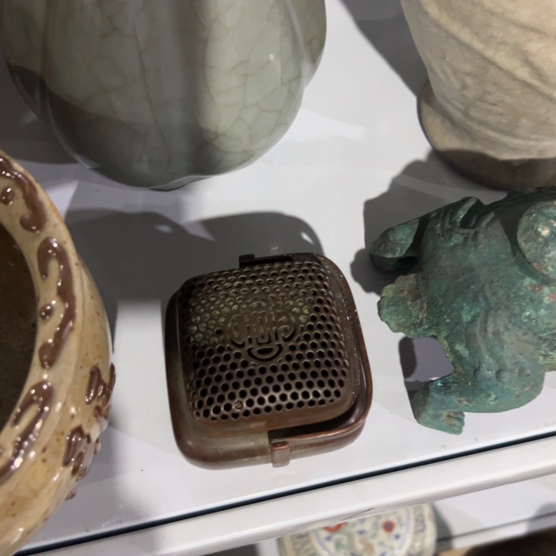 龙凤呈祥瓷器作品