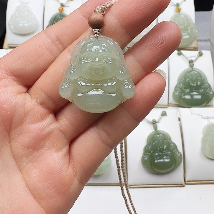 哎***喂和田玉未镶嵌颈饰