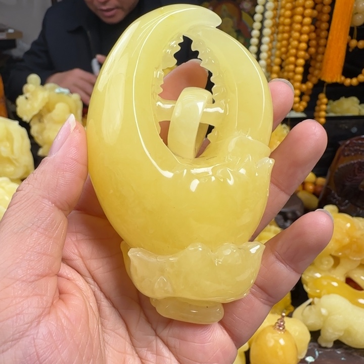 蜜蜡珠宝奇石未镶嵌