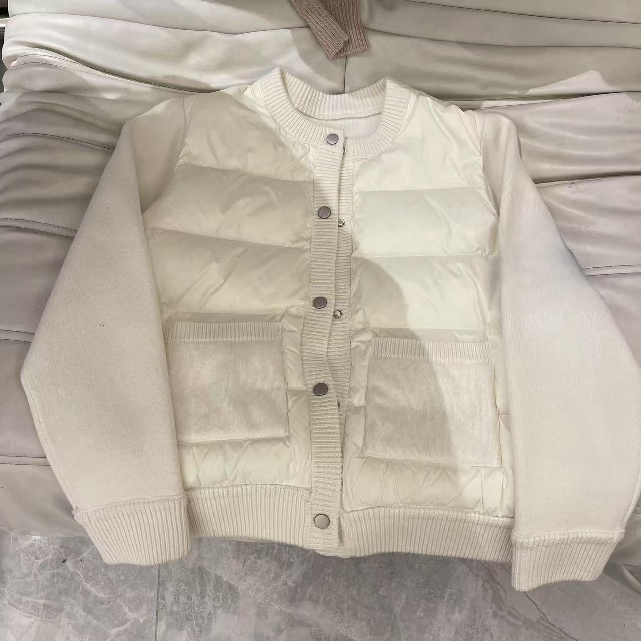 T女款羽扣子外套-41169