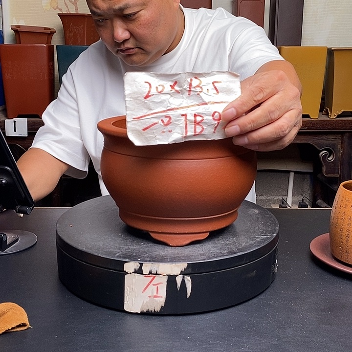 紫砂花盆货号一只JB92